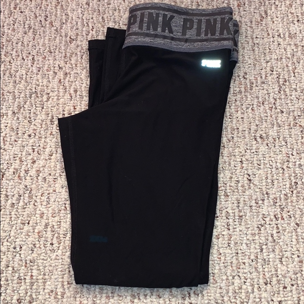 black VS PINK leggings